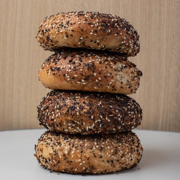 6 Unidades Bagel Everything con mix de semillas