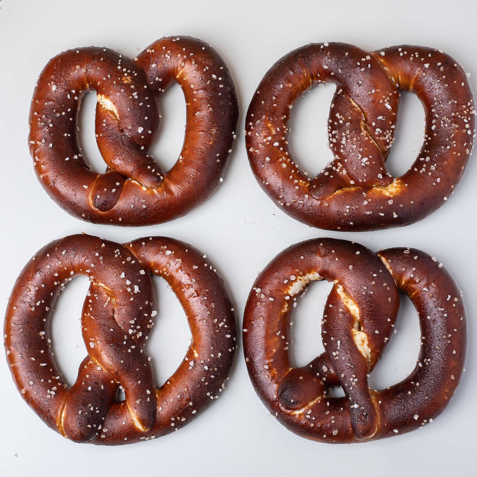 4 Unidades Pretzel - Tognis Café